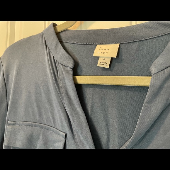 Blue blouse with pocket detail - Picture 2 of 2